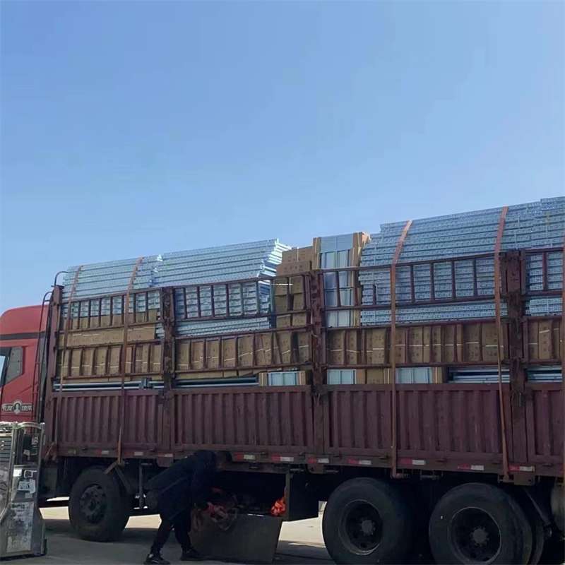 辽宁葫芦岛绥中县到新疆阿勒泰富蕴县物流公司，一站式服务